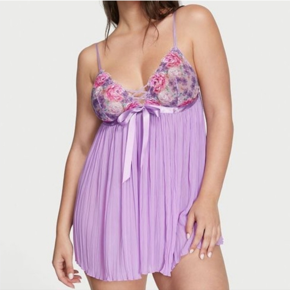 Victoria’s Secret • Floral Embroidery Pleated Babydoll Set